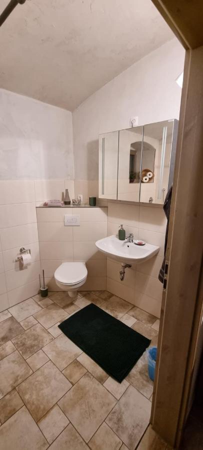 Monteur-Ferienwohnung Ot Naundorf Naundorf  Exteriör bild